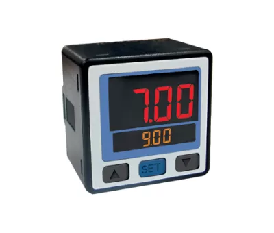 024812 Cyfrowy przełącznik ciśnienia 1/8''-M5 NPN skala -1,01 ÷ 0,1 bar (próżnia), seria AKP43 - API